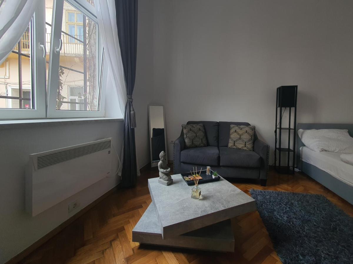 ☆ Bulevard Apartments ☆ 阿拉德 外观 照片