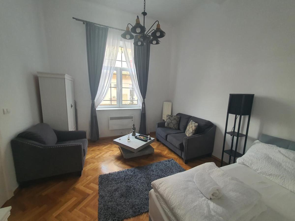 ☆ Bulevard Apartments ☆ 阿拉德 外观 照片